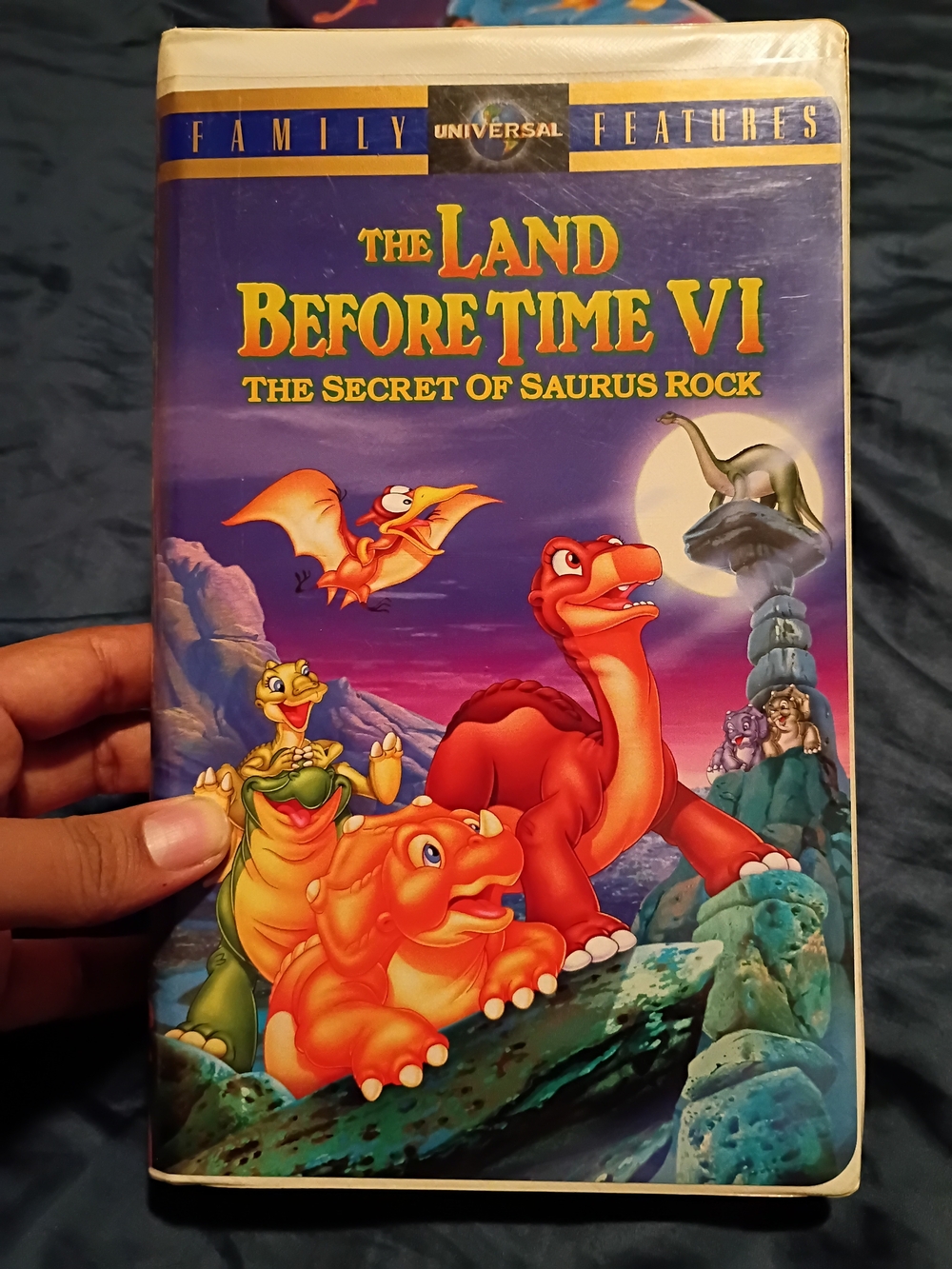 Universal The Land Before Time VI The Secret of Saurus Rock - Orange VHS